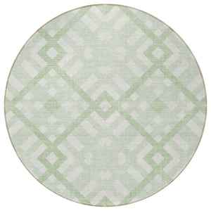 Homeroots 3' Artichoke Green Geometric Washable Area Rug - Perfect For Indoor And Outdoor Spaces, Durable Design 8' Round Polyester 578402