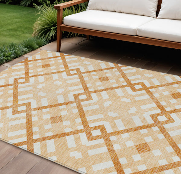 Homeroots 3' Artichoke Green Geometric Washable Area Rug - Perfect For Indoor And Outdoor Spaces, Durable Design 8' X 10' Polyester 578409