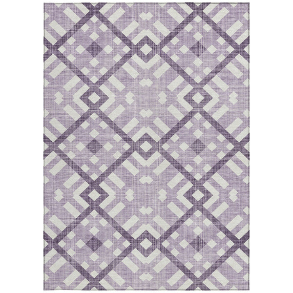 Homeroots 3' Artichoke Green Geometric Washable Area Rug - Perfect For Indoor And Outdoor Spaces, Durable Design 10' X 14' Polyester 578423