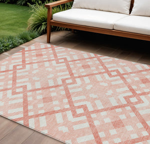 Homeroots 3' Artichoke Green Geometric Washable Area Rug - Perfect For Indoor And Outdoor Spaces, Durable Design 9' X 12' Polyester 578434