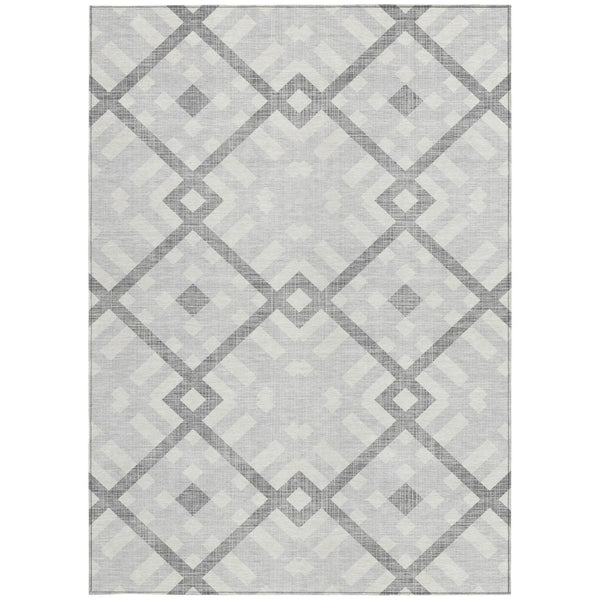 Homeroots 3' Artichoke Green Geometric Washable Area Rug - Perfect For Indoor And Outdoor Spaces, Durable Design 8' X 10' Polyester 578439