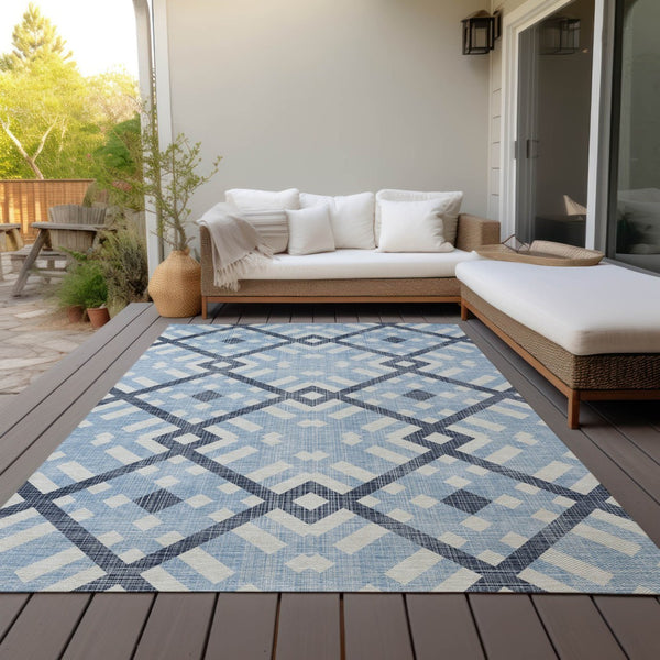 Homeroots 3' Artichoke Green Geometric Washable Area Rug - Perfect For Indoor And Outdoor Spaces, Durable Design 9' X 12' Polyester 578446
