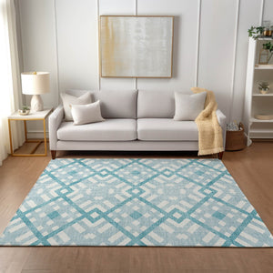Homeroots 3' Artichoke Green Geometric Washable Area Rug - Perfect For Indoor And Outdoor Spaces, Durable Design 3' X 5' Polyester 578454