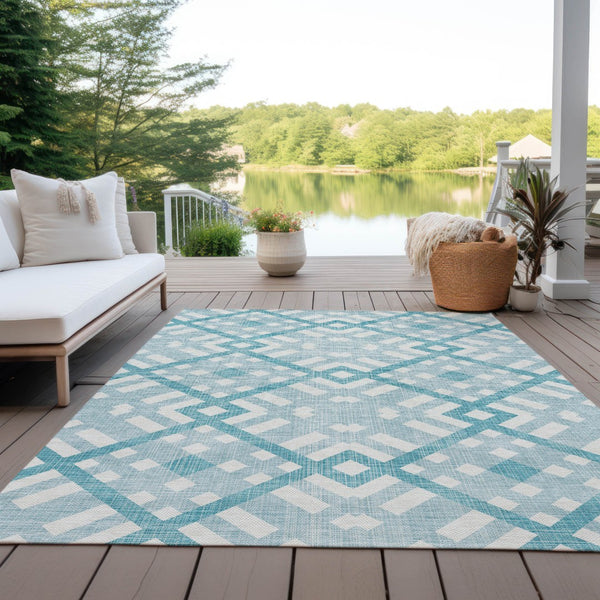 Homeroots 3' Artichoke Green Geometric Washable Area Rug - Perfect For Indoor And Outdoor Spaces, Durable Design 10' X 14' Polyester 578459