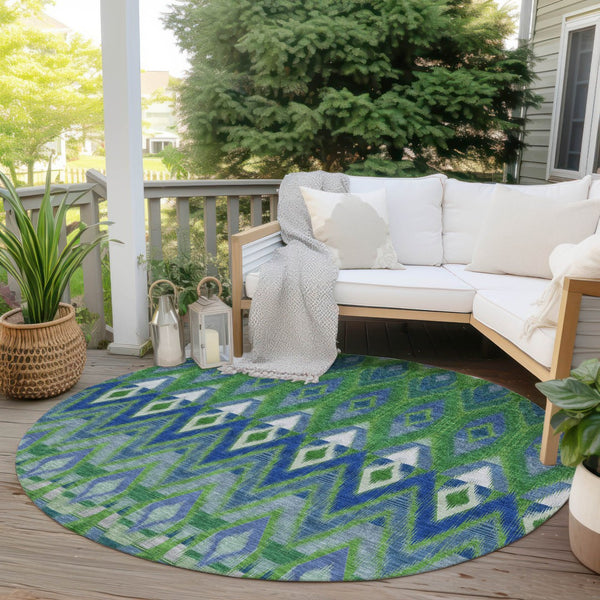 Homeroots 3' Southwestern Washable Indoor Outdoor Area Rug In Brown Beige And Artichoke Green For Versatile Style 8' Round Polyester 578468