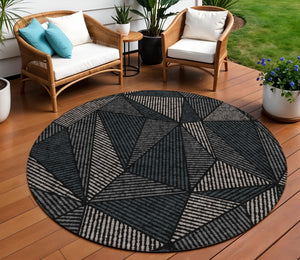Homeroots 3' Black Charcoal And Gray Geometric Washable Area Rug For Indoor Outdoor Spaces - Durable Design 8' Round Polyester 578498