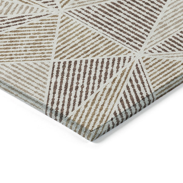 Homeroots 3' Black Charcoal And Gray Geometric Washable Area Rug For Indoor Outdoor Spaces - Durable Design 5' X 8' Polyester 578509