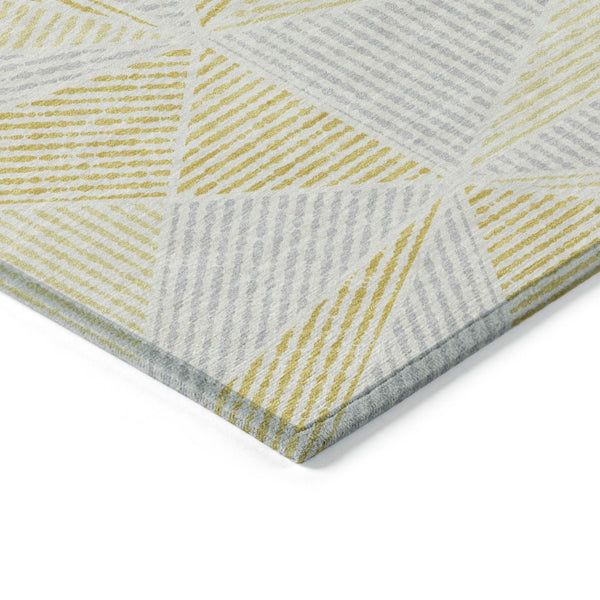 HomeRoots 5' Modern Geometric Area Rug in Gold, Gray, and Wheat - Washable, Durable for Indoor & Outdoor Use 10' X 14' 578519