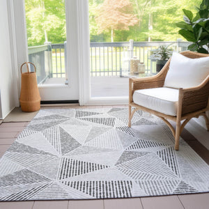 Homeroots 3' Black Charcoal And Gray Geometric Washable Area Rug For Indoor Outdoor Spaces - Durable Design 9' X 12' Polyester 578524