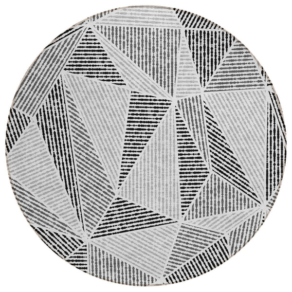 HomeRoots 5' Geometric Pewter and Charcoal Indoor-Outdoor Area Rug for Stylish, Durable Décor Solutions 8' Round 578546