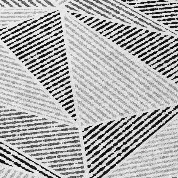 Homeroots 3' Black Charcoal And Gray Geometric Washable Area Rug For Indoor Outdoor Spaces - Durable Design 8' Round Polyester 578546