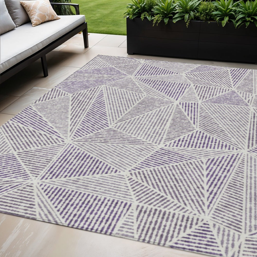 HomeRoots 5' Modern Purple Lilac and Silver Geometric Washable Rug for Stylish Indoor and Outdoor Spaces 5' X 8' 578551