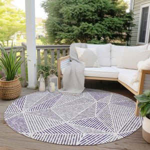 Homeroots 3' Black Charcoal And Gray Geometric Washable Area Rug For Indoor Outdoor Spaces - Durable Design 8' Round Polyester 578552