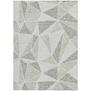 Homeroots 3' Black Charcoal And Gray Geometric Washable Area Rug For Indoor Outdoor Spaces - Durable Design 5' X 8' Polyester 578557