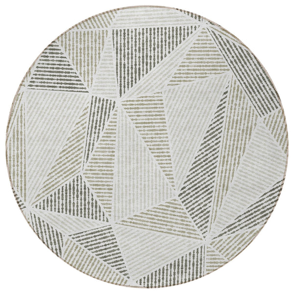 Homeroots 3' Black Charcoal And Gray Geometric Washable Area Rug For Indoor Outdoor Spaces - Durable Design 8' Round Polyester 578558