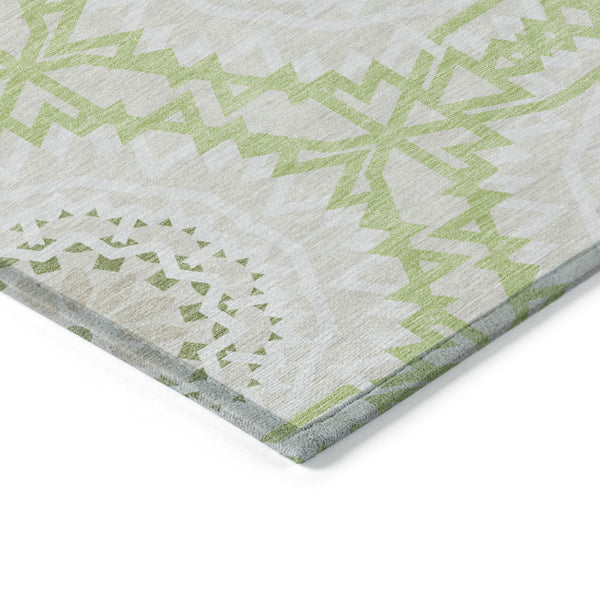 Homeroots 3' Floral Medallion Area Rug - Artichoke Green & Tan, Washable For Indoor & Outdoor Use, Durable Design 3' X 5' Polyester 578568