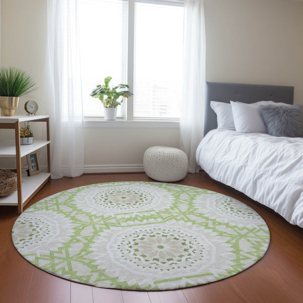 Homeroots 3' Floral Medallion Area Rug - Artichoke Green & Tan, Washable For Indoor & Outdoor Use, Durable Design 8' Round Polyester 578570