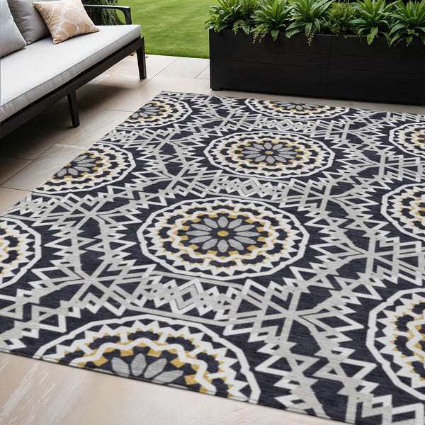 Homeroots 3' Floral Medallion Area Rug - Artichoke Green & Tan, Washable For Indoor & Outdoor Use, Durable Design 5' X 8' Polyester 578581