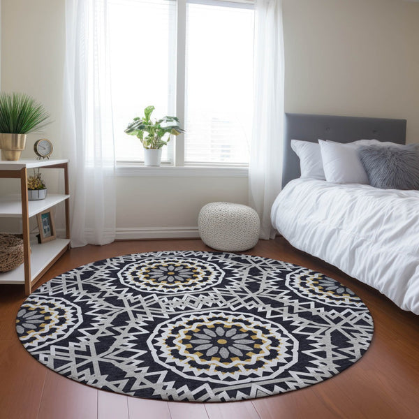 Homeroots 3' Floral Medallion Area Rug - Artichoke Green & Tan, Washable For Indoor & Outdoor Use, Durable Design 8' Round Polyester 578582