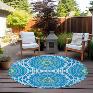 Homeroots 3' Floral Medallion Area Rug - Artichoke Green & Tan, Washable For Indoor & Outdoor Use, Durable Design 8' Round Polyester 578588