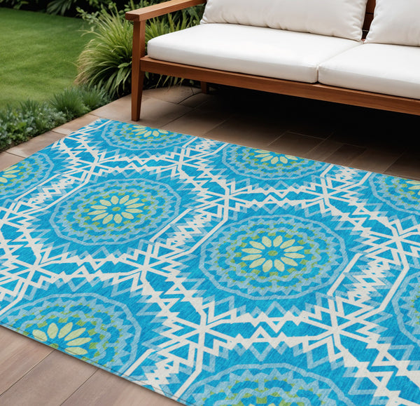 Homeroots 3' Floral Medallion Area Rug - Artichoke Green & Tan, Washable For Indoor & Outdoor Use, Durable Design 8' X 10' Polyester 578589