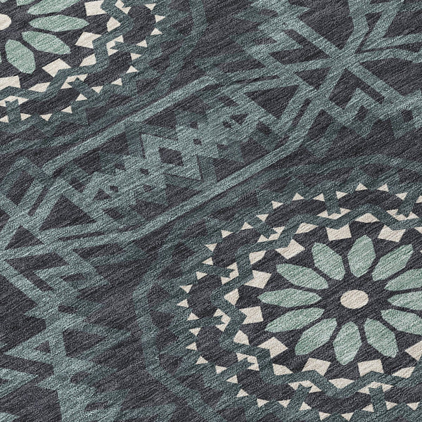 Homeroots 3' Floral Medallion Area Rug - Artichoke Green & Tan, Washable For Indoor & Outdoor Use, Durable Design 8' Round Polyester 578594