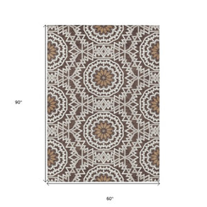 Homeroots 3' Floral Medallion Area Rug - Artichoke Green & Tan, Washable For Indoor & Outdoor Use, Durable Design 5' X 8' Polyester 578599