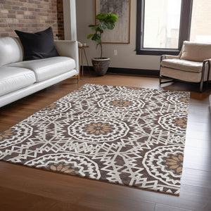 Homeroots 3' Floral Medallion Area Rug - Artichoke Green & Tan, Washable For Indoor & Outdoor Use, Durable Design 5' X 8' Polyester 578599