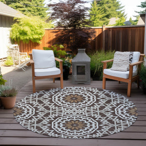 Homeroots 3' Floral Medallion Area Rug - Artichoke Green & Tan, Washable For Indoor & Outdoor Use, Durable Design 8' Round Polyester 578600