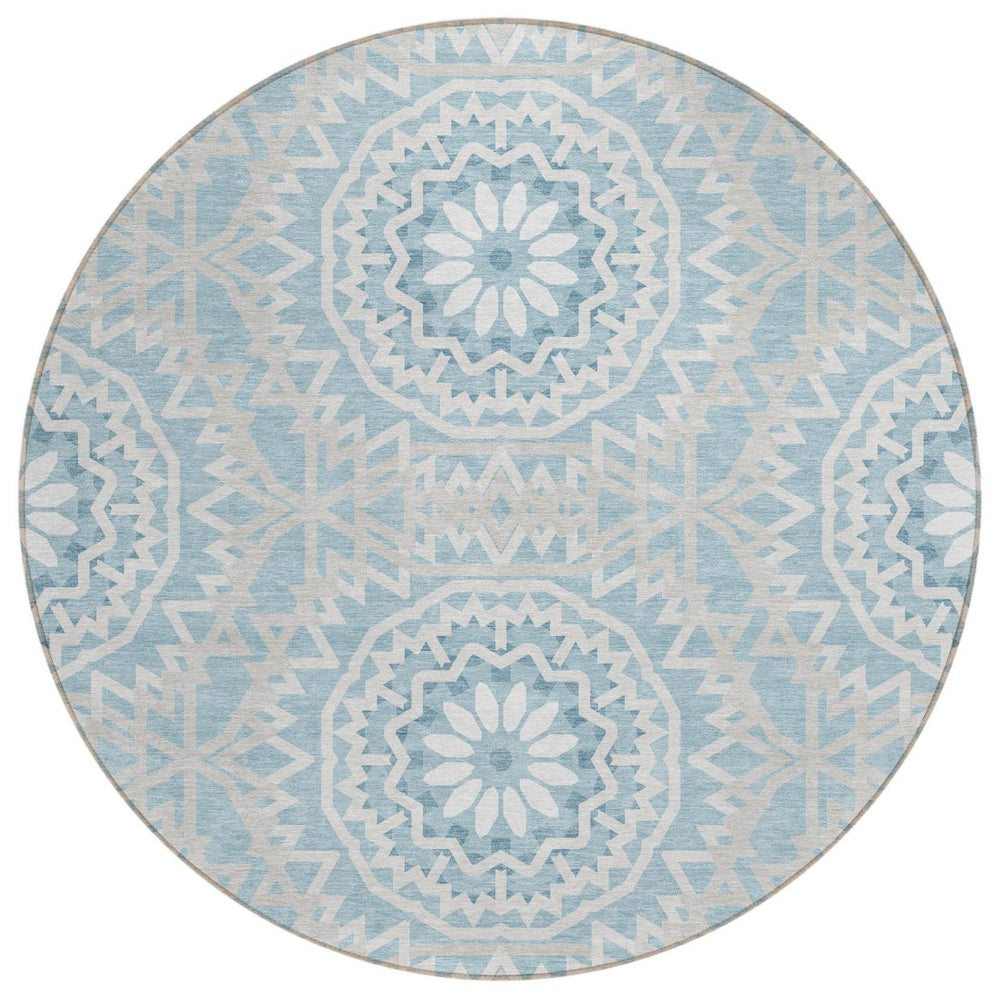 HomeRoots 5' Denim Blue & Ivory Floral Medallion Area Rug - Stylish, Durable, Washable for Indoor & Outdoor Use 8' Round 578606