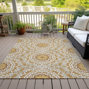 Homeroots 3' Floral Medallion Area Rug - Artichoke Green & Tan, Washable For Indoor & Outdoor Use, Durable Design 5' X 8' Polyester 578611