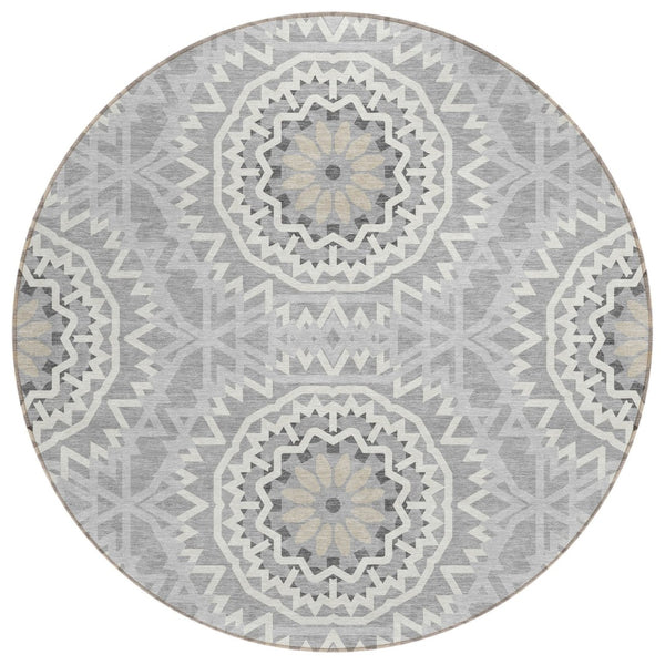 HomeRoots 5' Gray Silver and Ivory Floral Medallion Area Rug - Stylish Indoor Outdoor Design for Easy Care 8' Round 578618