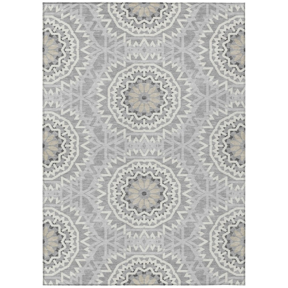 HomeRoots 9' Elegant Gray Silver and Ivory Floral Medallion Indoor Outdoor Area Rug - Machine Washable Design 9' X 12' 578620
