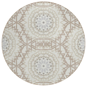 HomeRoots 5' Elegant Ivory Beige Silver Floral Medallion Area Rug - Washable for Indoor & Outdoor Use 8' Round 578630
