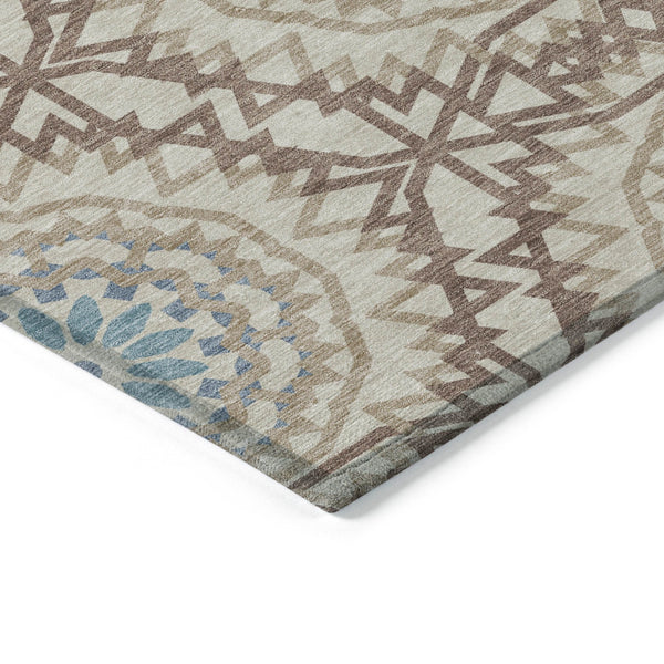 Homeroots 3' Floral Medallion Area Rug - Artichoke Green & Tan, Washable For Indoor & Outdoor Use, Durable Design 3' X 5' Polyester 578634
