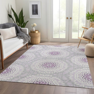 Homeroots 3' Floral Medallion Area Rug - Artichoke Green & Tan, Washable For Indoor & Outdoor Use, Durable Design 5' X 8' Polyester 578641