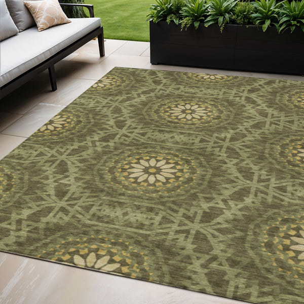 Homeroots 3' Floral Medallion Area Rug - Artichoke Green & Tan, Washable For Indoor & Outdoor Use, Durable Design 5' X 8' Polyester 578653