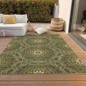 Homeroots 3' Floral Medallion Area Rug - Artichoke Green & Tan, Washable For Indoor & Outdoor Use, Durable Design 5' X 8' Polyester 578653