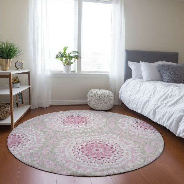 Homeroots 3' Floral Medallion Area Rug - Artichoke Green & Tan, Washable For Indoor & Outdoor Use, Durable Design 8' Round Polyester 578666