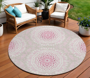 Homeroots 3' Floral Medallion Area Rug - Artichoke Green & Tan, Washable For Indoor & Outdoor Use, Durable Design 8' Round Polyester 578666
