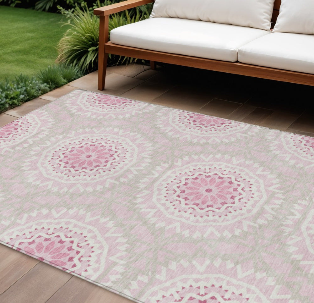 HomeRoots 9' Elegant Pink Blush and Ivory Floral Medallion Washable Area Rug for Indoor and Outdoor Spaces 9' X 12' 578668