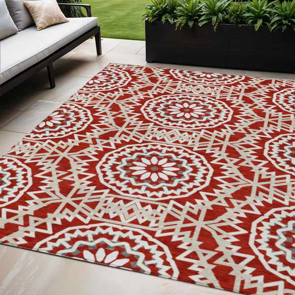 Homeroots 3' Floral Medallion Area Rug - Artichoke Green & Tan, Washable For Indoor & Outdoor Use, Durable Design 5' X 8' Polyester 578671