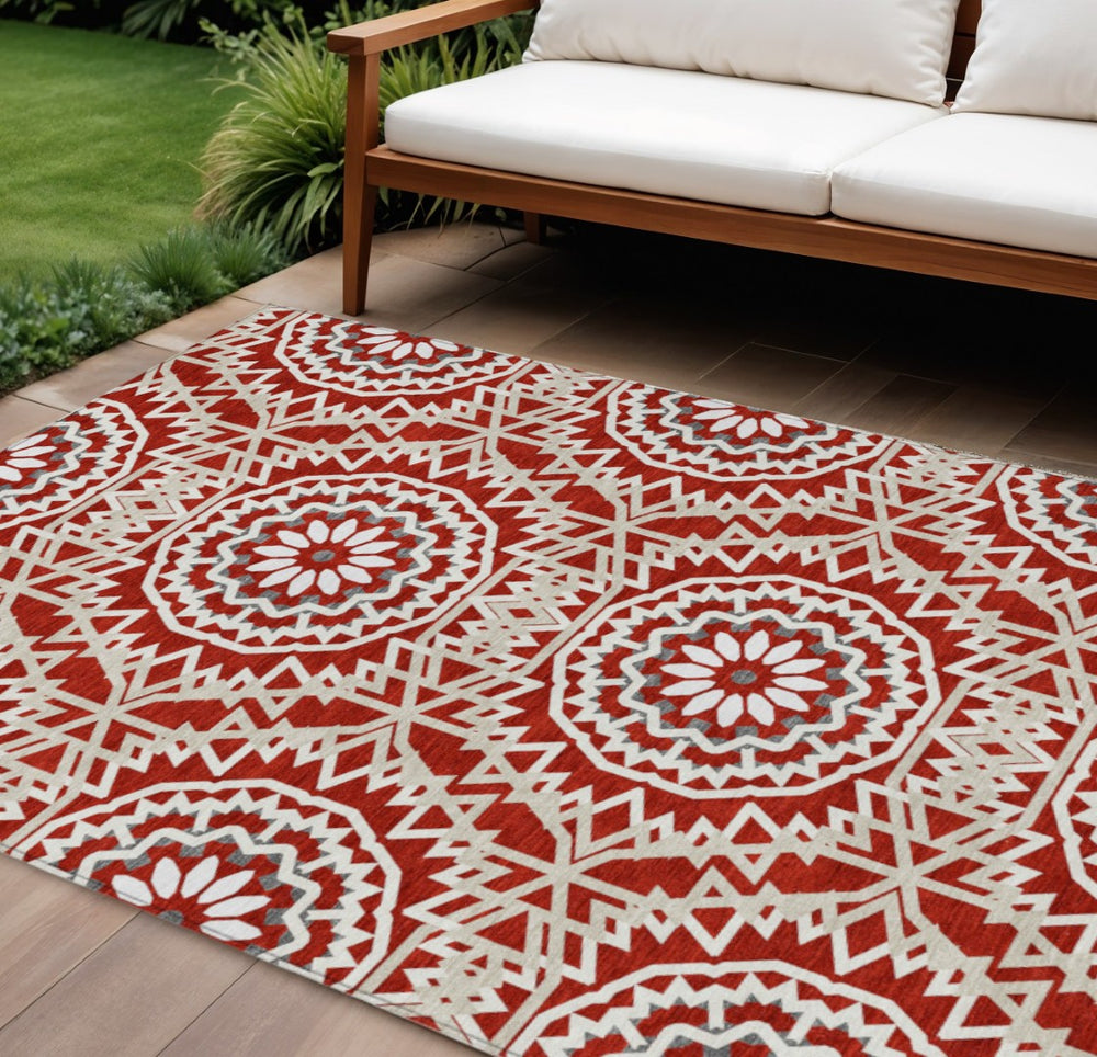 HomeRoots 9' Elegant Floral Medallion Area Rug - Durable, Stain Resistant for Indoor & Outdoor Spaces 9' X 12' 578674