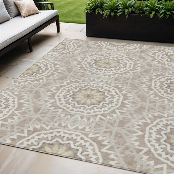 Homeroots 3' Floral Medallion Area Rug - Artichoke Green & Tan, Washable For Indoor & Outdoor Use, Durable Design 5' X 8' Polyester 578683