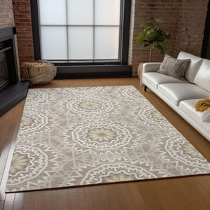 Homeroots 3' Floral Medallion Area Rug - Artichoke Green & Tan, Washable For Indoor & Outdoor Use, Durable Design 5' X 8' Polyester 578683