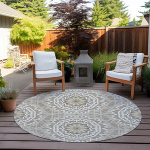 Homeroots 3' Floral Medallion Area Rug - Artichoke Green & Tan, Washable For Indoor & Outdoor Use, Durable Design 8' Round Polyester 578684