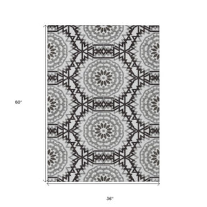 Homeroots 3' Floral Medallion Area Rug - Artichoke Green & Tan, Washable For Indoor & Outdoor Use, Durable Design 3' X 5' Polyester 578694