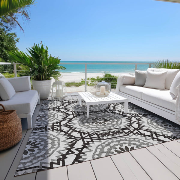 Homeroots 3' Floral Medallion Area Rug - Artichoke Green & Tan, Washable For Indoor & Outdoor Use, Durable Design 9' X 12' Polyester 578698