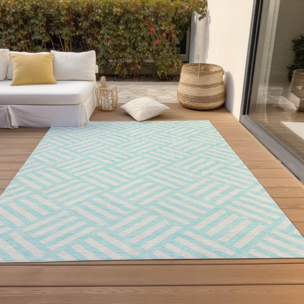 Homeroots 3' Artichoke Green Geometric Washable Area Rug - Stylish Indoor/Outdoor Design For Any Space 3' X 5' Polyester 578706