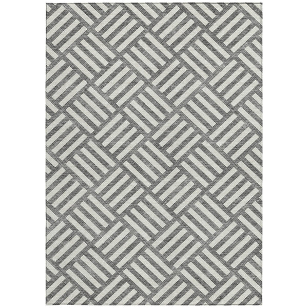 Homeroots 3' Artichoke Green Geometric Washable Area Rug - Stylish Indoor/Outdoor Design For Any Space 9' X 12' Polyester 578734